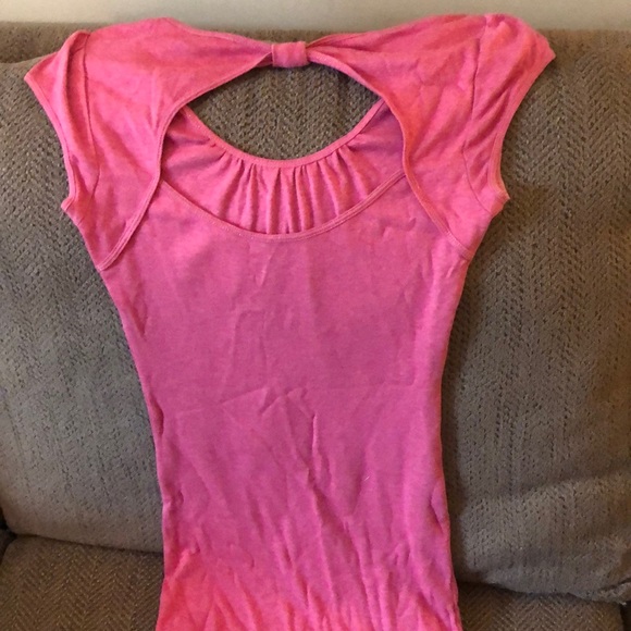 Sexy basic tee - Picture 2 of 3